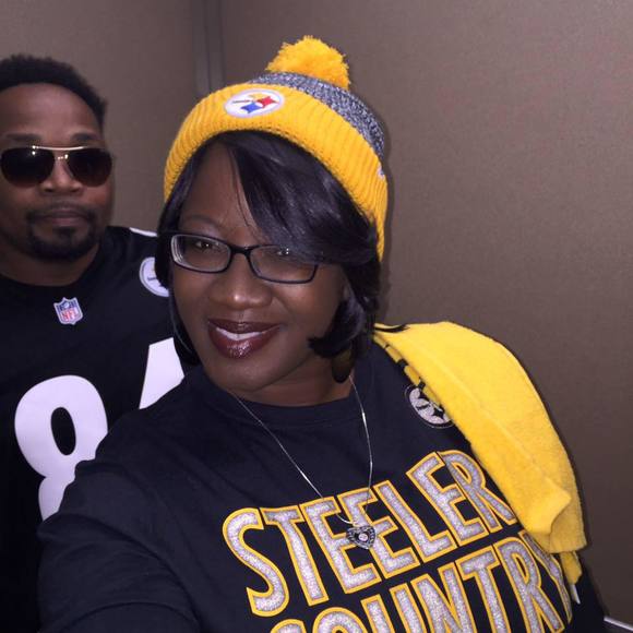 Meet your Posher, Martinie - Picture 1 of 1